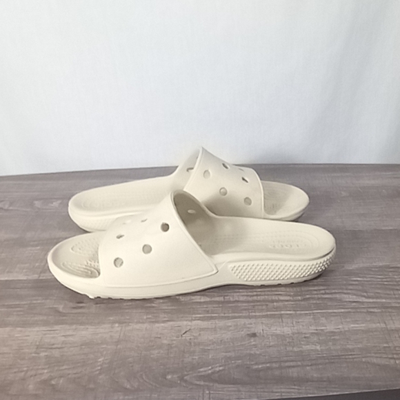 Crocs Classic Biege Slide Sandals Size 8 - Picture 2 of 6
